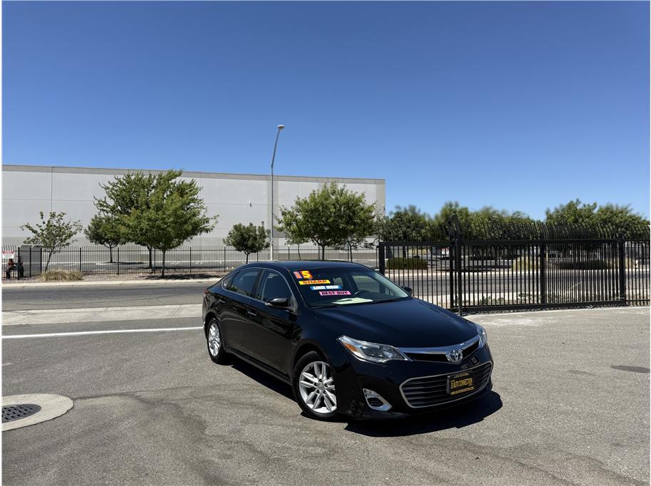 2015 Toyota Avalon XLE Sedan 4D