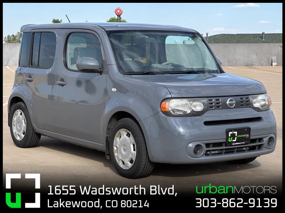 Gray 2014 Nissan Cube 1.8 S Wagon Front-Wheel Drive Continuously Variable Transmission