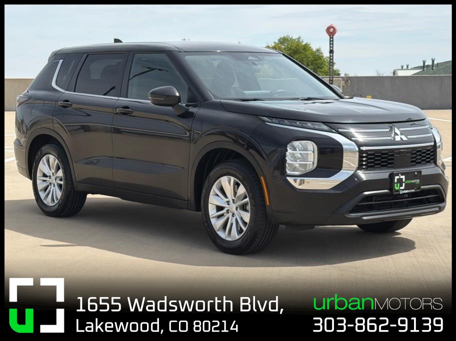 Black 2025 Mitsubishi Outlander SUV / Crossover Front-Wheel Drive Continuously Variable Transmission