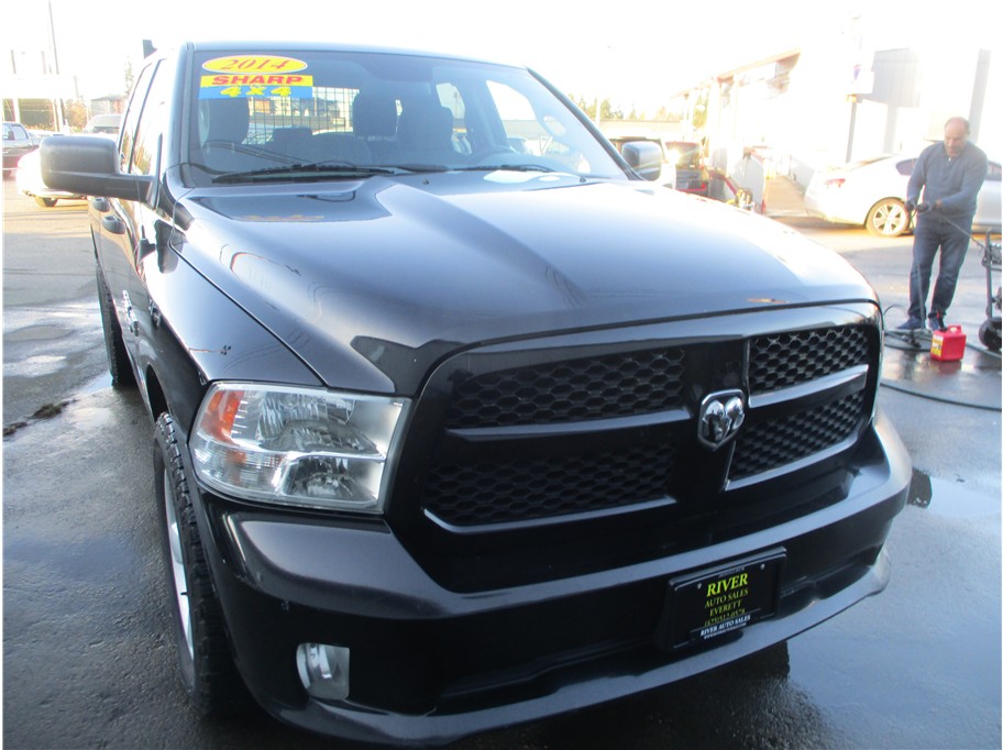 2014 Ram 1500 Quad Cab ST