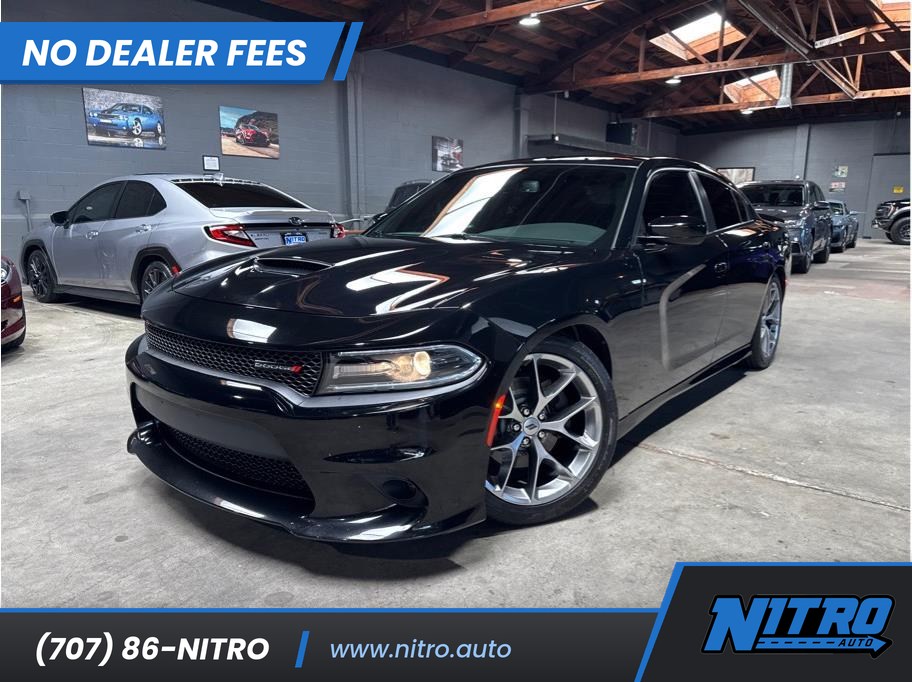 Black 2020 Dodge Charger Sedan Rear-Wheel Drive 8-Speed Automatic