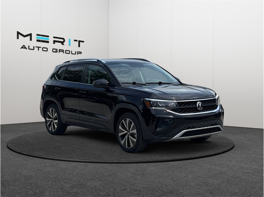 2022 Volkswagen Taos SE FWD