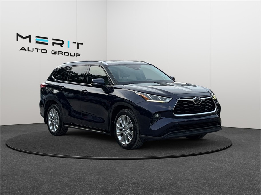 Blue 2020 Toyota Highlander SUV / Crossover All-Wheel Drive 8-Speed Automatic