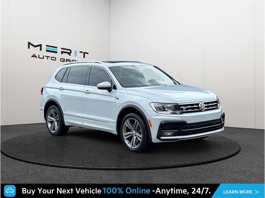 White 2019 Volkswagen Tiguan SUV / Crossover Front-Wheel Drive 8-Speed Automatic