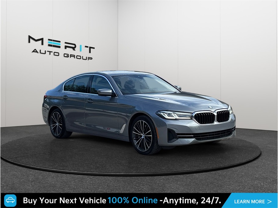 Gray 2023 BMW 5 Series Sedan Rear-Wheel Drive 8-Speed Automatic