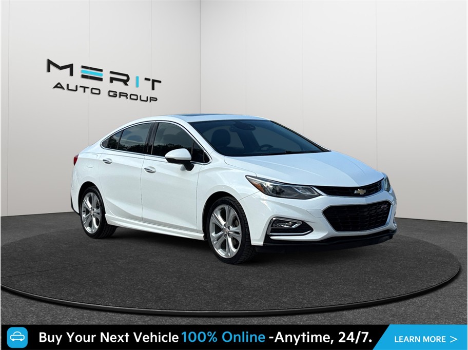 White 2017 Chevrolet Cruze Sedan Front-Wheel Drive 6-Speed Automatic