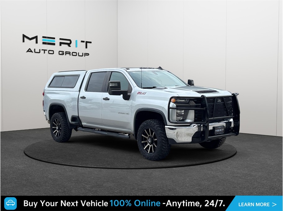 Silver 2021 Chevrolet Silverado 2500HD Pickup Truck Four-Wheel Drive Automatic