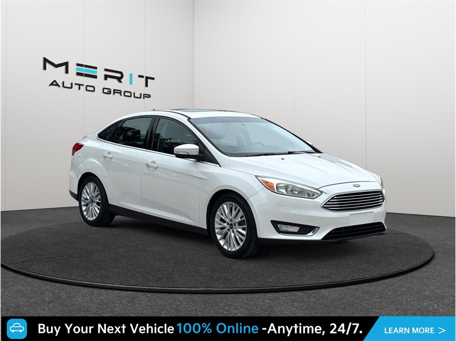 White 2017 Ford Focus Sedan Front-Wheel Drive 6-Speed Automatic