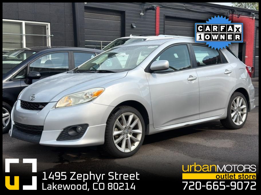 Silver 2009 Toyota Matrix Hatchback Front-Wheel Drive 5-Speed Automatic Overdrive
