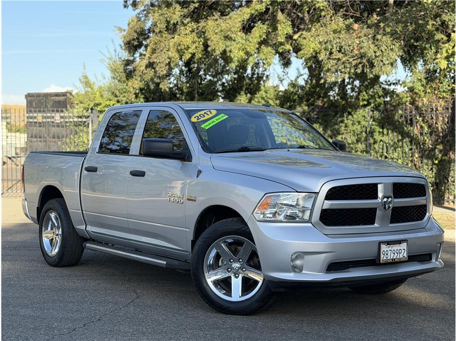 2017 Ram 1500 Crew Cab ST