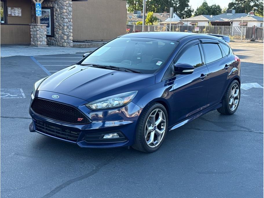 2017 Ford Focus ST