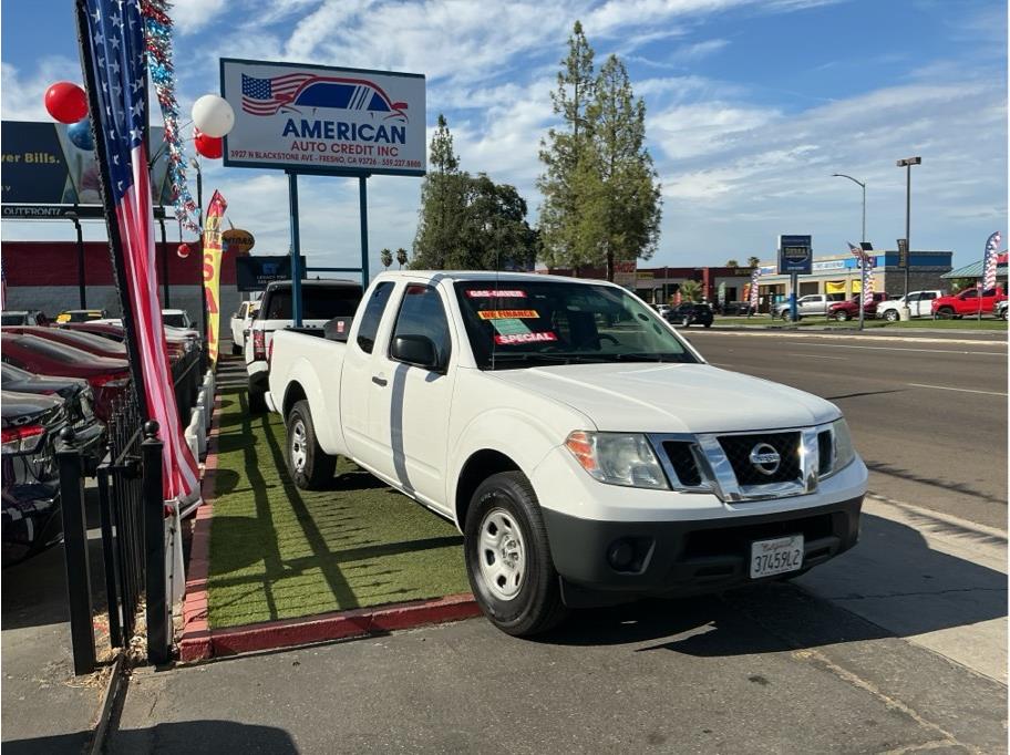 White 2018 Nissan Frontier Pickup Truck 4X2 5-Speed Automatic