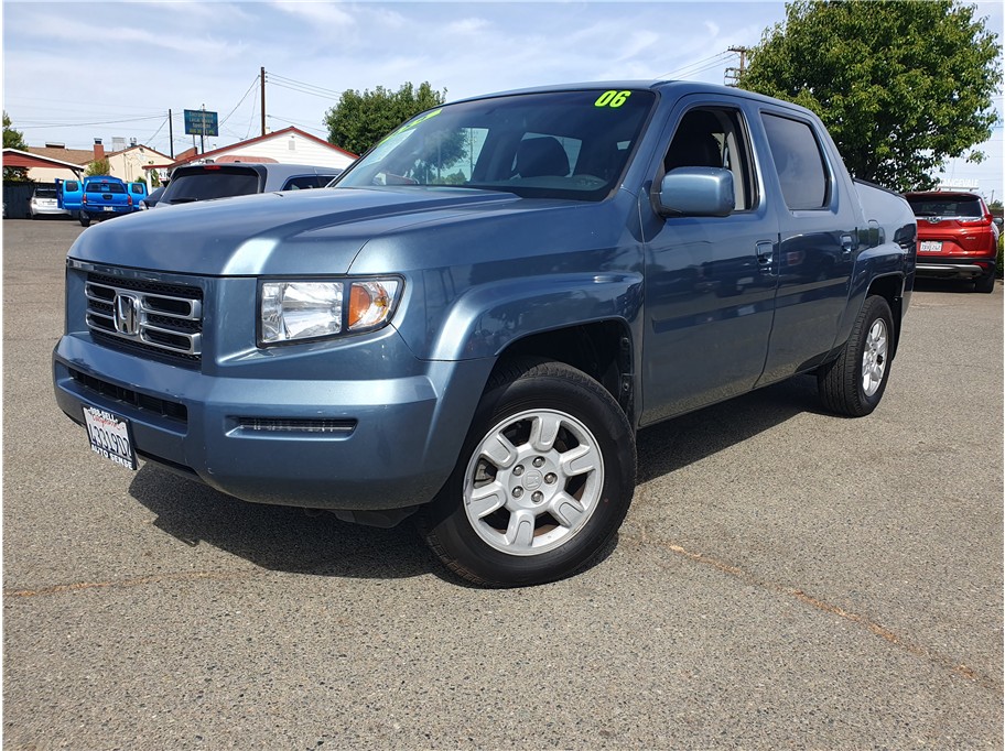 2006 Honda Ridgeline RTS Pickup 4D 5 ft