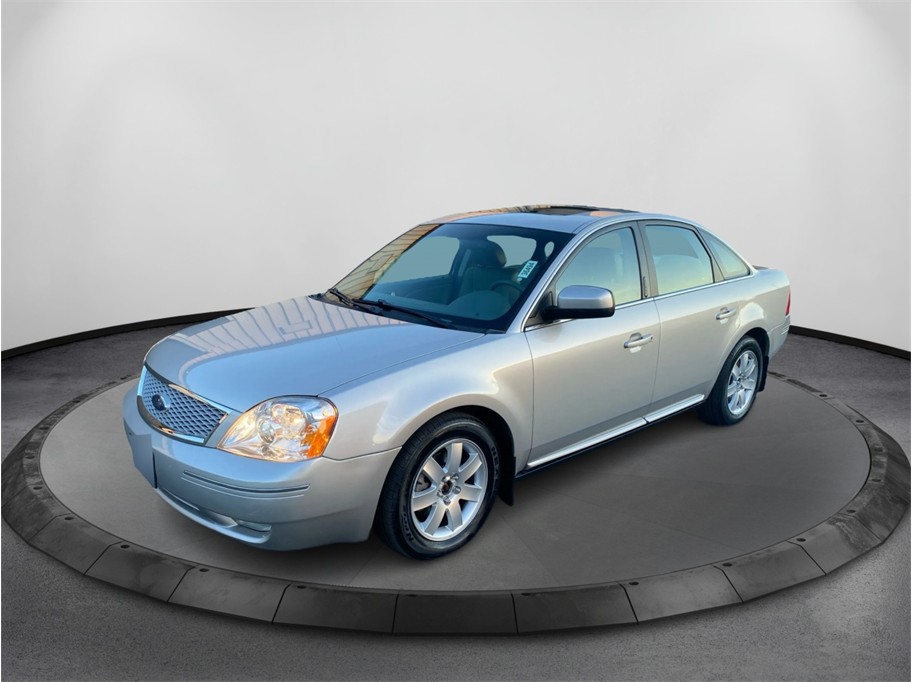 Silver 2007 Ford Five Hundred SEL Sedan Front-Wheel Drive Continuously Variable Transmission