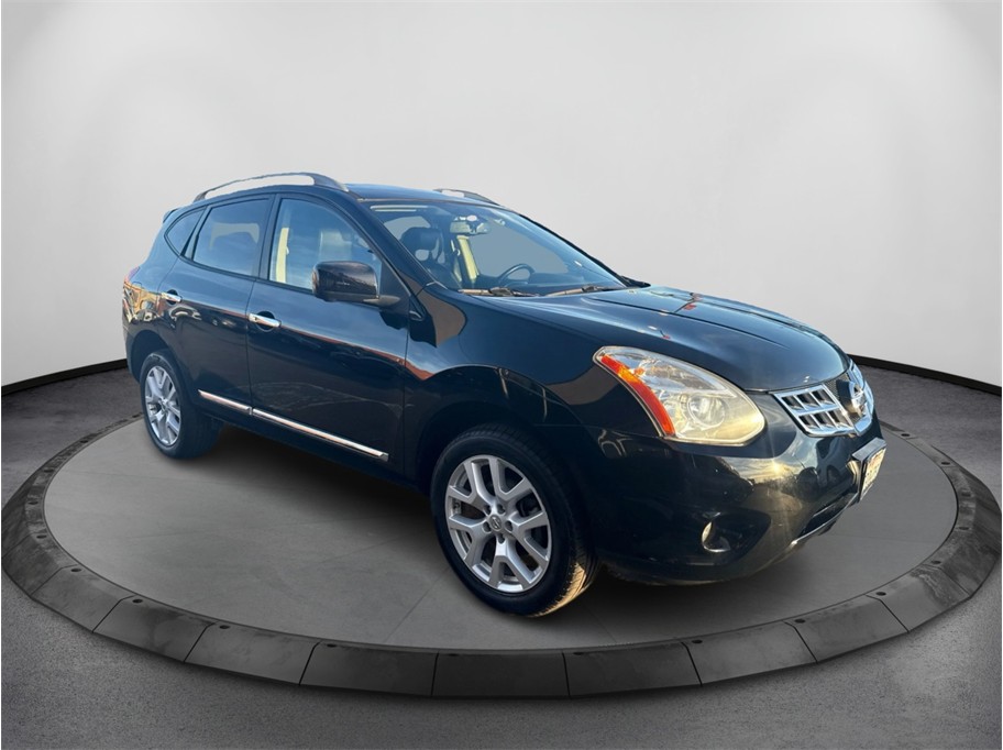 View vehicle photo 3