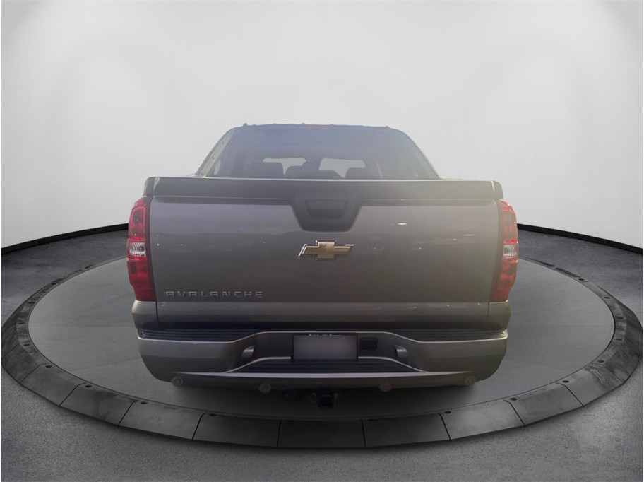 View vehicle photo 6