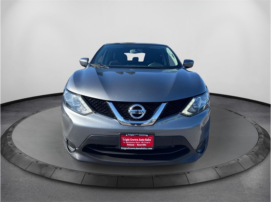 View vehicle photo 2