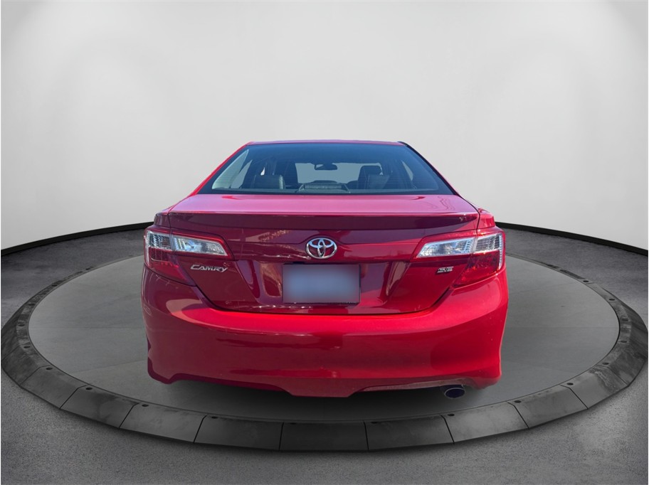 View vehicle photo 6