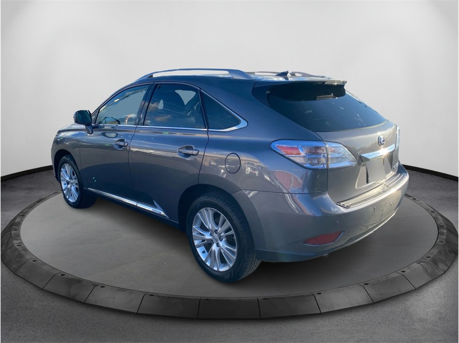 View vehicle photo 7