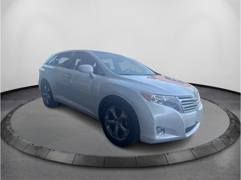 View vehicle photo 3