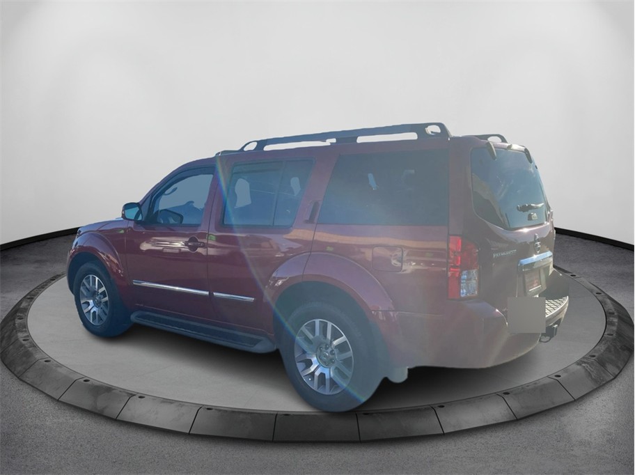 View vehicle photo 7