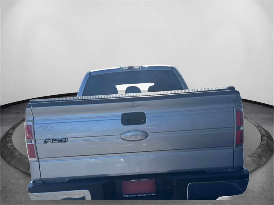 View vehicle photo 5