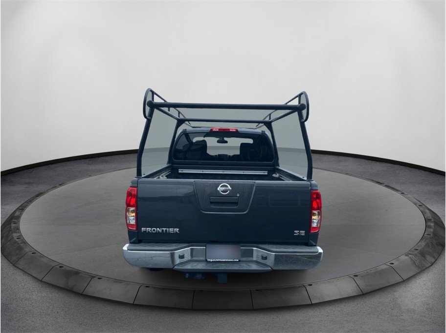 View vehicle photo 6