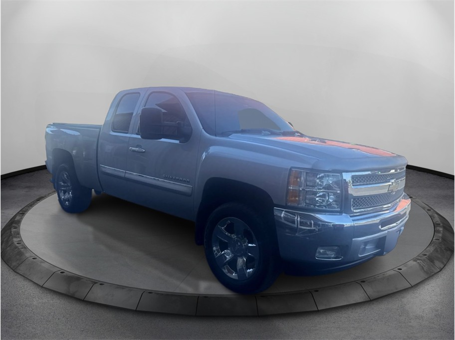 View vehicle photo 3