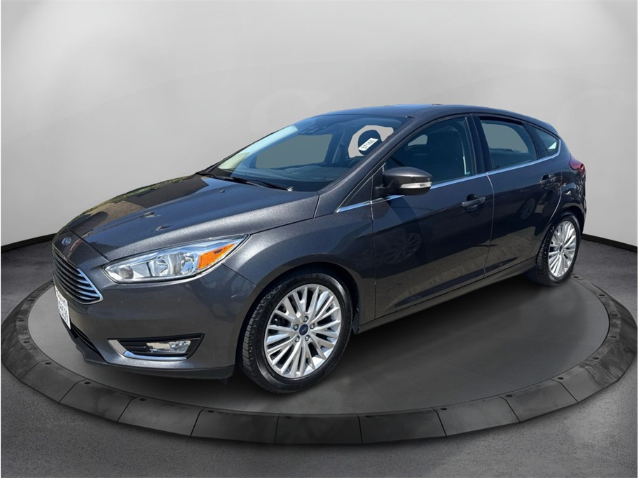Gray 2017 Ford Focus Titanium Hatchback Hatchback Front-Wheel Drive 6-Speed Automatic