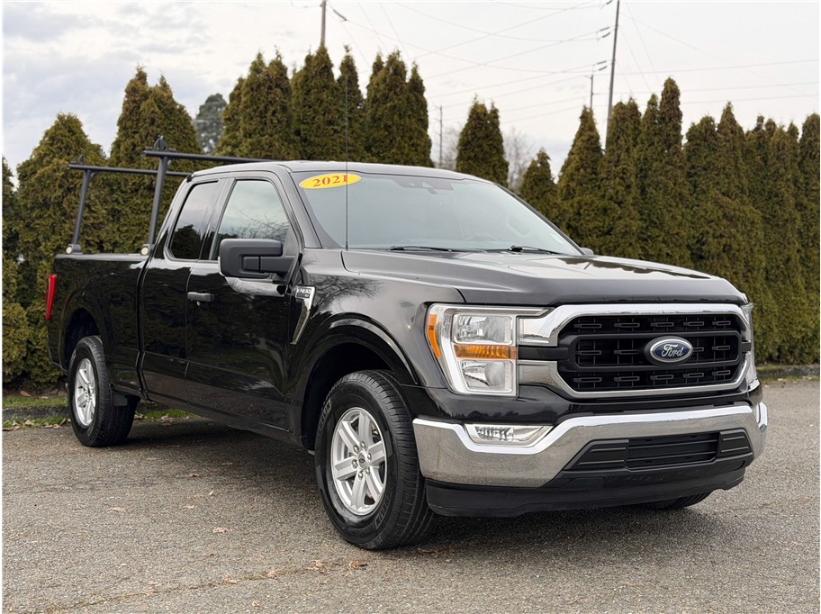 2021 Ford F150 Super Cab XLT Pickup 4D 6 1/2 ft