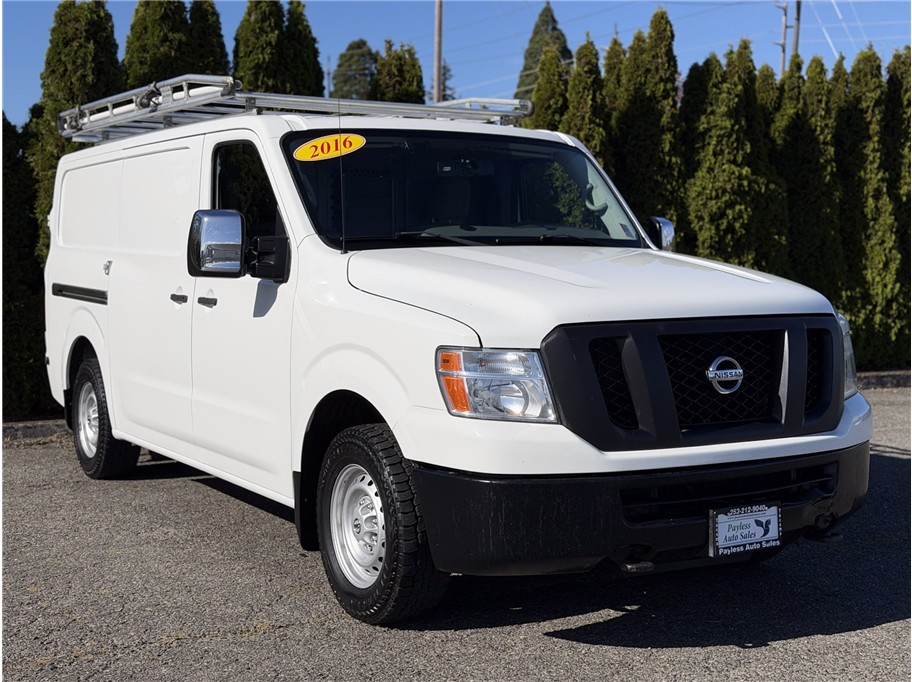 2016 Nissan NV2500 HD Cargo S Van 3D