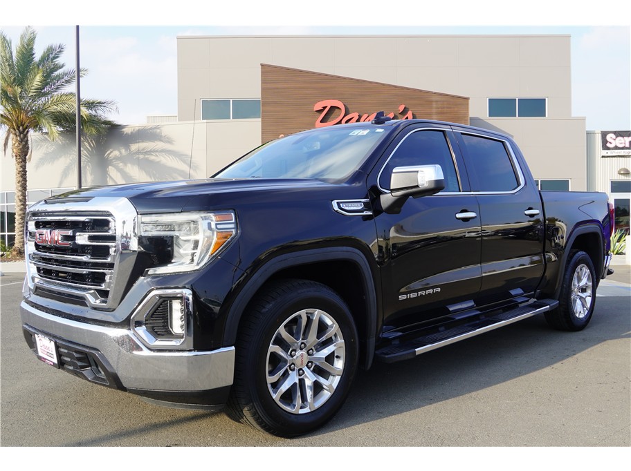 2019 GMC Sierra 1500 SLT Crew Cab RWD