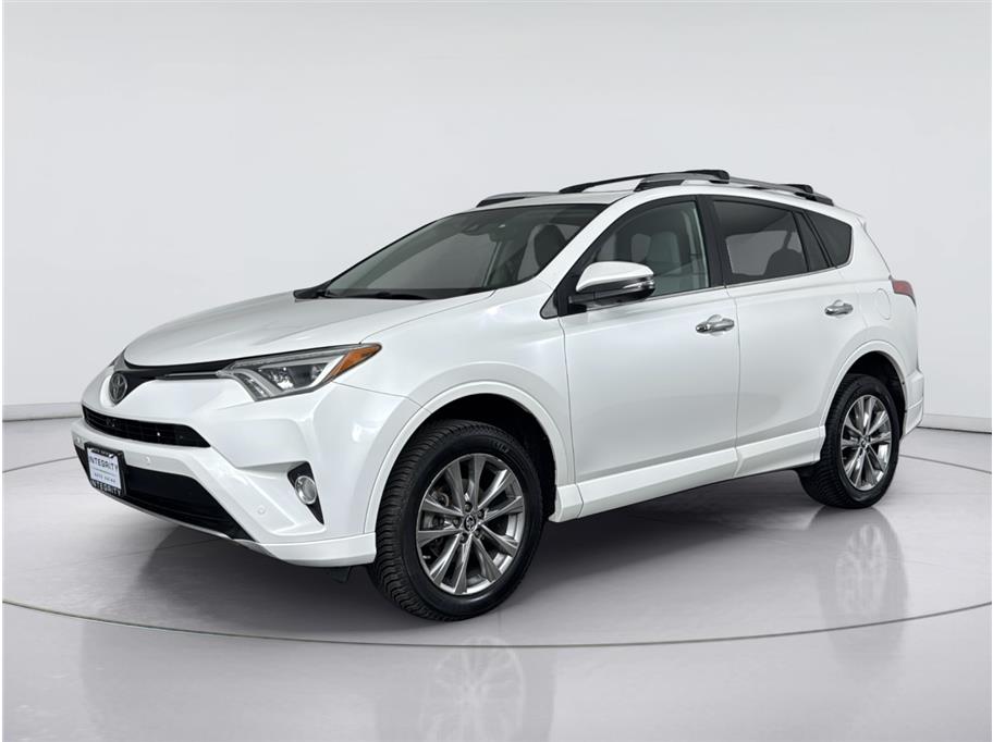 White 2017 Toyota RAV4 SUV / Crossover Front-Wheel Drive 6-Speed Automatic