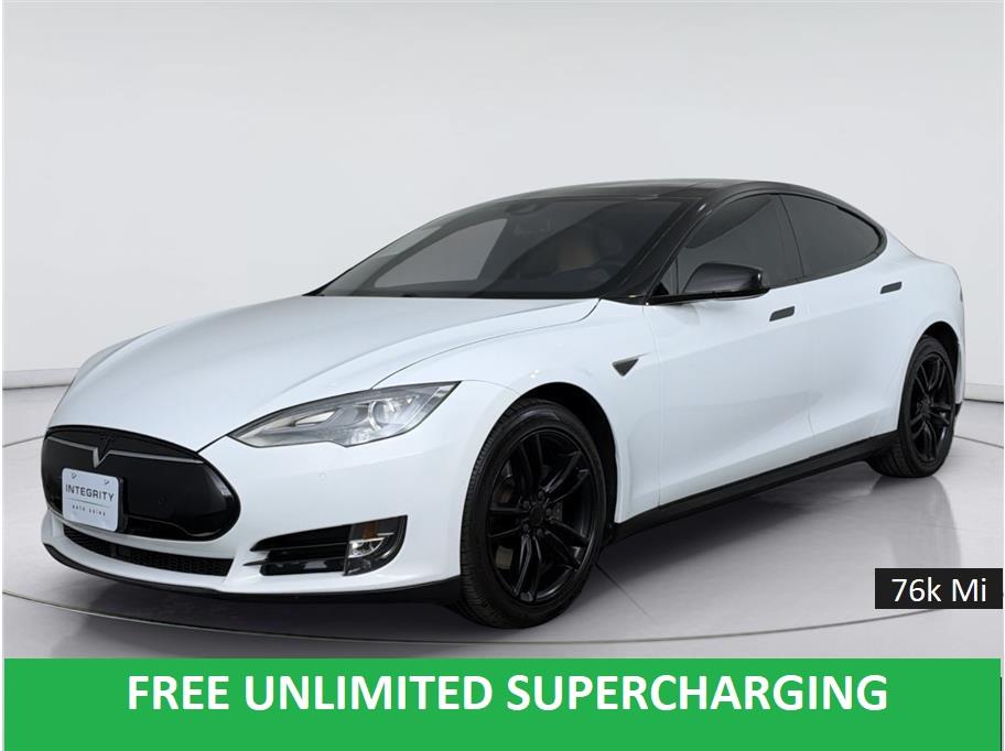 2015 Tesla Model S