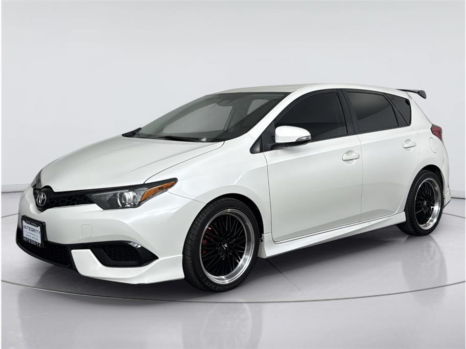 2017 Toyota Corolla iM ZRE186L