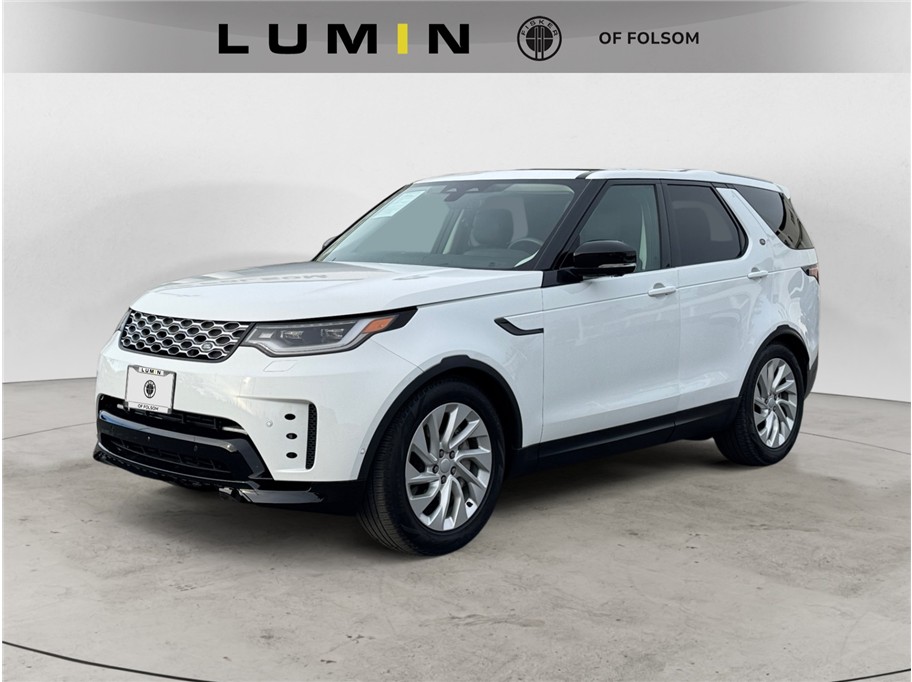 Black 2024 Land Rover Discovery P300 S AWD SUV / Crossover All-Wheel Drive 8-Speed Automatic