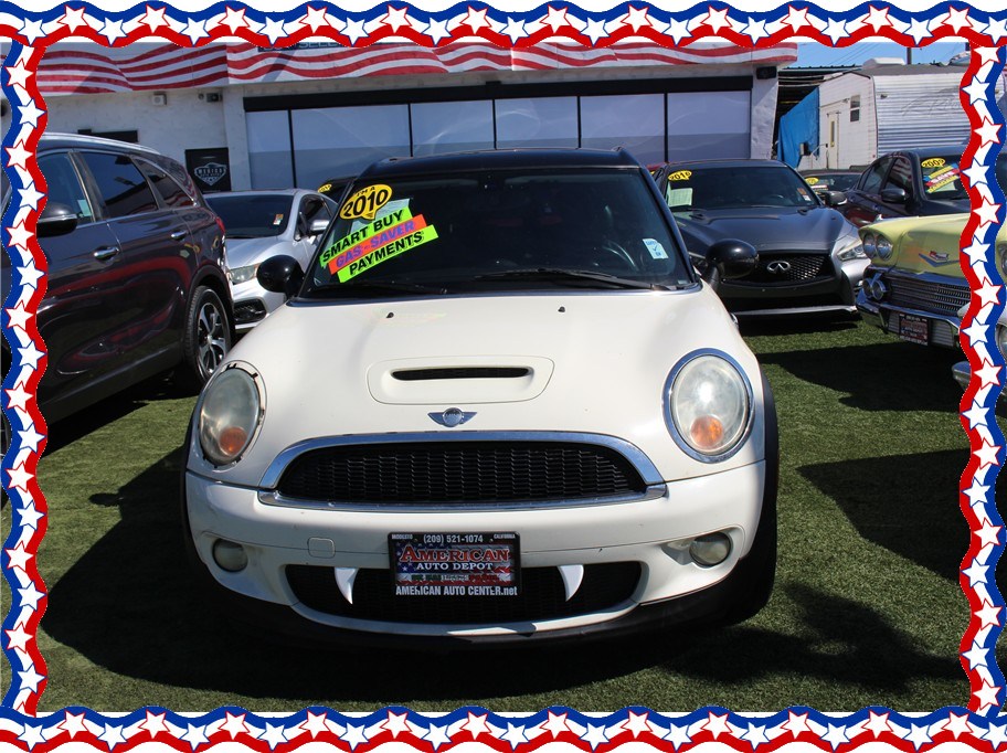 2010 MINI Clubman Cooper S Hatchback 3D