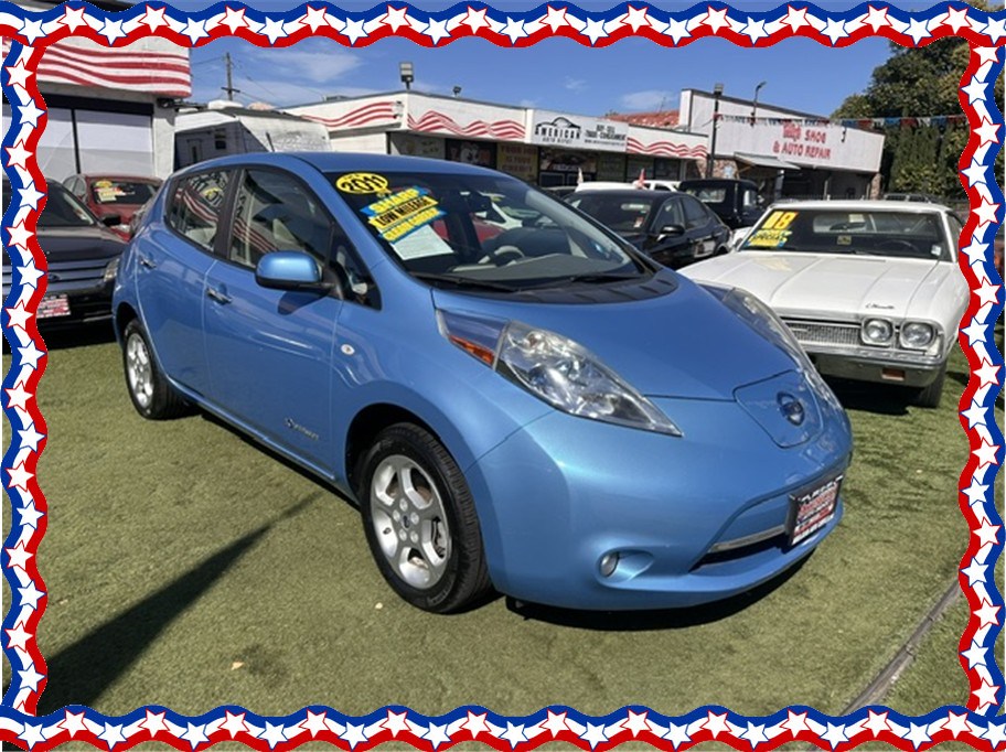 2011 Nissan LEAF SL Hatchback 4D