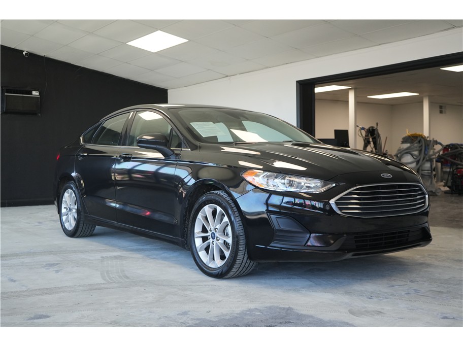  2020 Ford Fusion SE FWD   