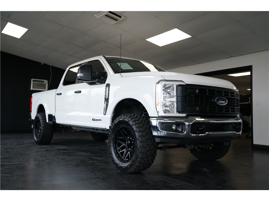 2023 Ford F-250 Super Duty XL Crew Cab 4WD