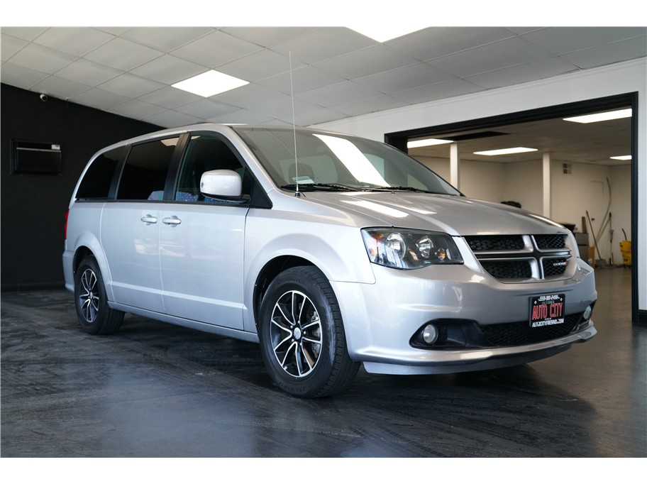 Silver 2018 Dodge Grand Caravan GT FWD Minivan Front-Wheel Drive 6-Speed Automatic