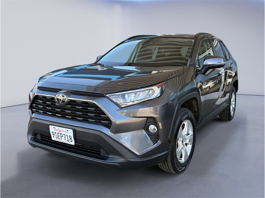 2021 Toyota RAV4 XLE 4x4
