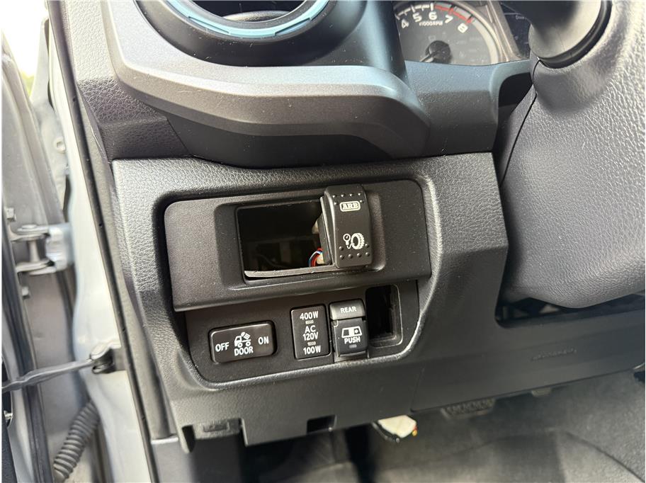 2017 Toyota Tacoma TRD Off Road - Photo 12
