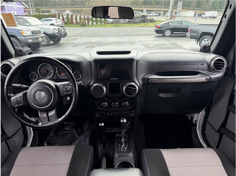 2012 Jeep Wrangler Unlimited Sport - Photo 12