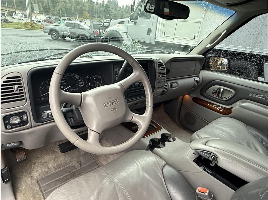 1999 GMC Yukon - Photo 22