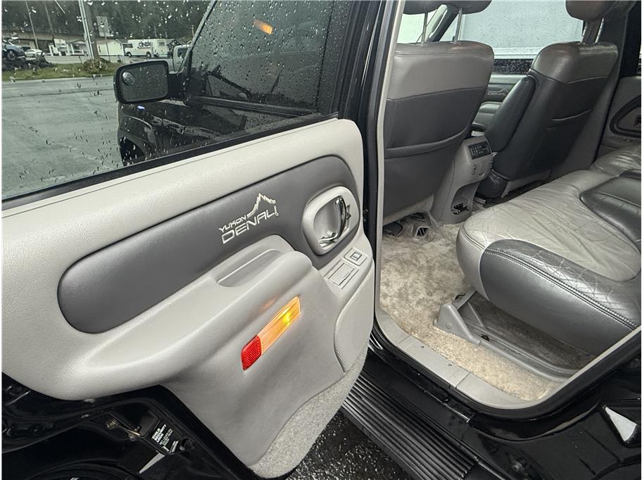 1999 GMC Yukon - Photo 25