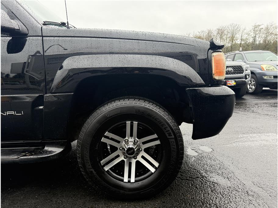 1999 GMC Yukon - Photo 6