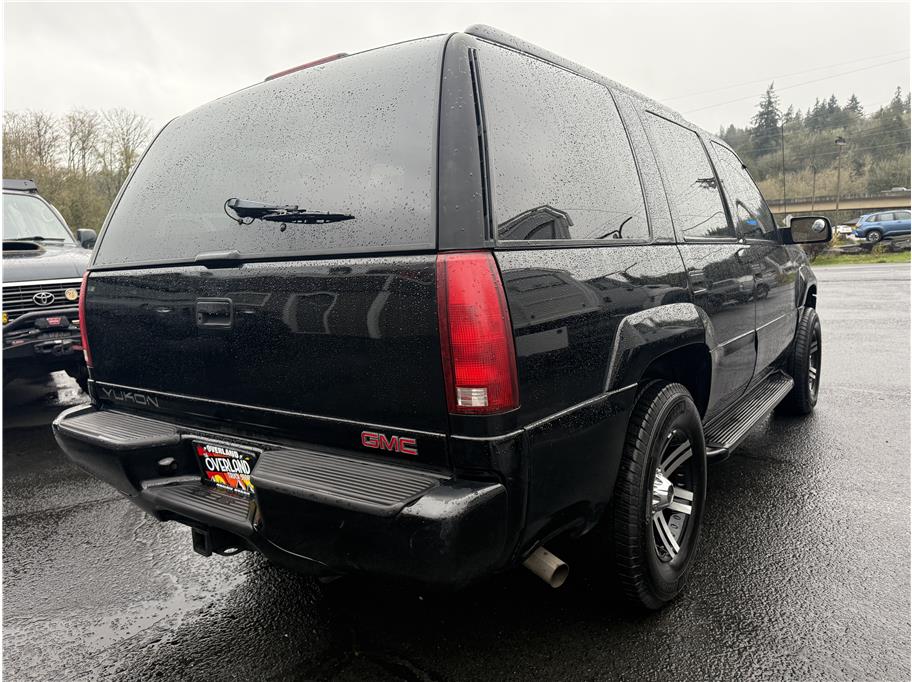 1999 GMC Yukon - Photo 8