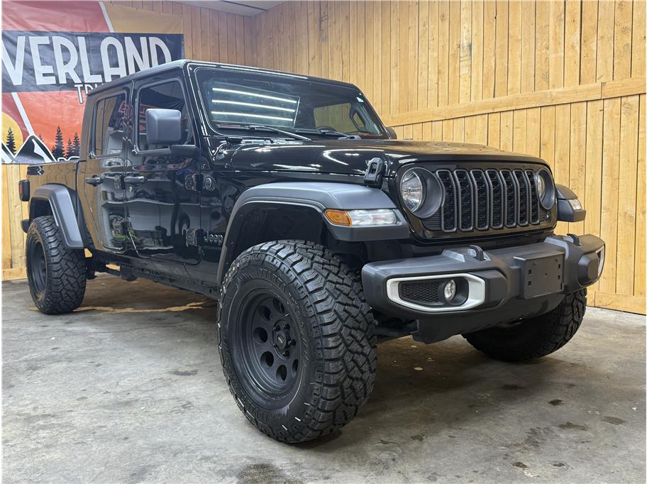 2024 Jeep Gladiator