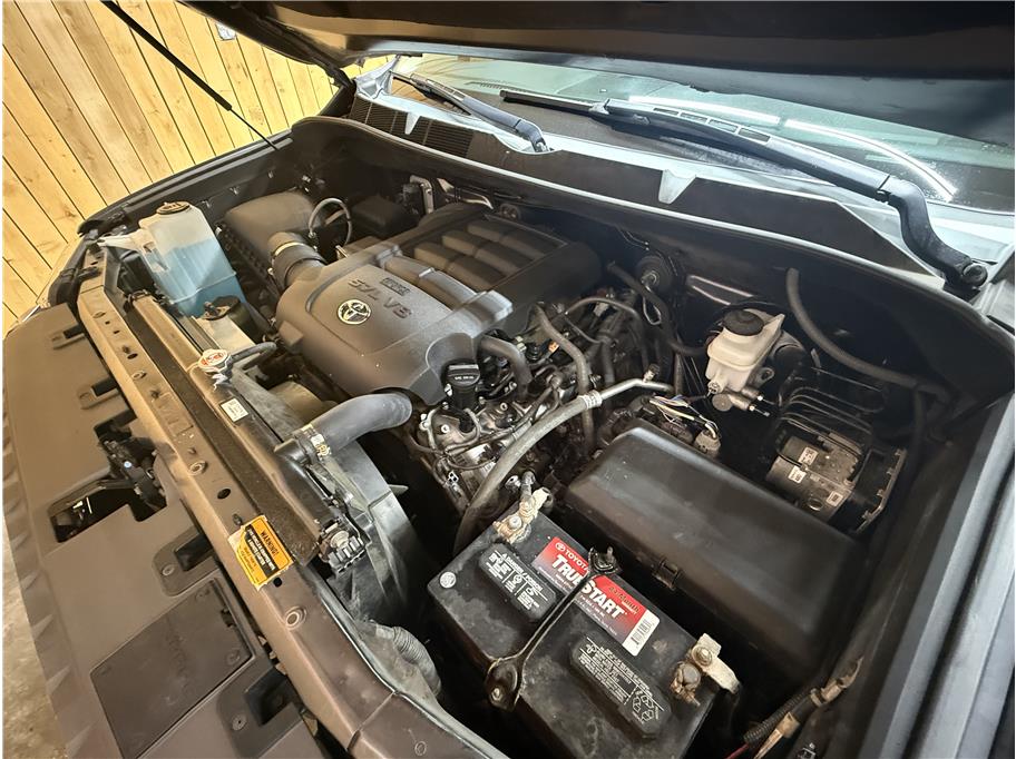 2019 Toyota Tundra SR5 - Photo 24